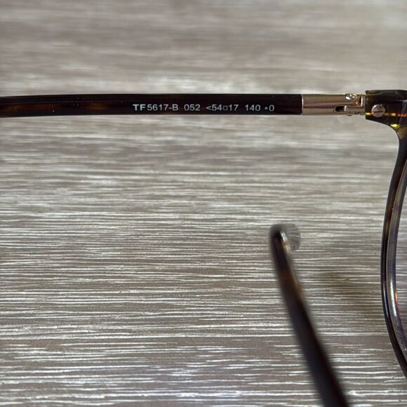 Tom Ford‎ FT5617-B Blue-Light Block 052 Dark Tortoise NWOT - Picture 6 of 6